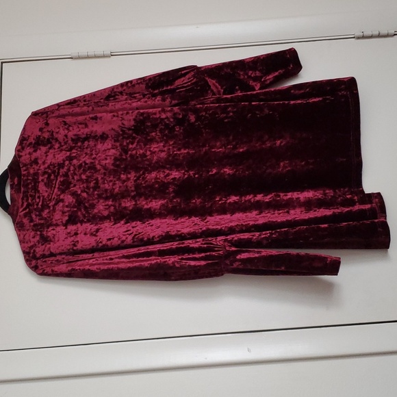 *NWT* Lively Ghost's Red Vampyre Vodoo Cardigan (Red) - Picture 11 of 16